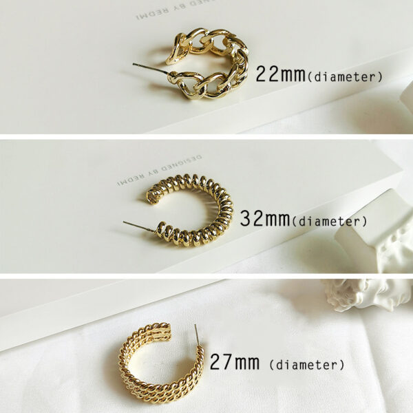 Mini Personalized Retro Chain Circle Ring Woven Small Earrings - Image 2