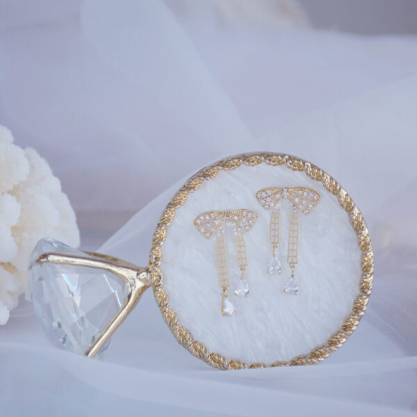 Zircon Temperament Pearl Chain Back Hanging Type Two Ear Bone Clip Earrings - Image 5