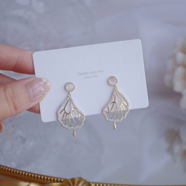 Zircon Temperament Pearl Chain Back Hanging Type Two Ear Bone Clip Earrings - Image 7
