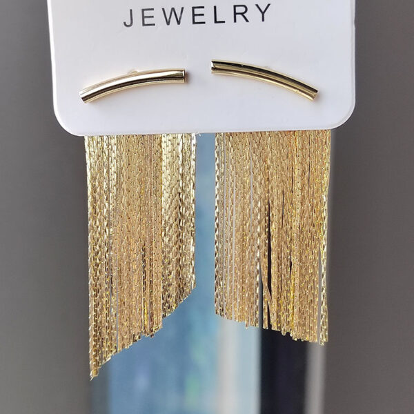 Geometric Simple Metal Earrings - Image 9