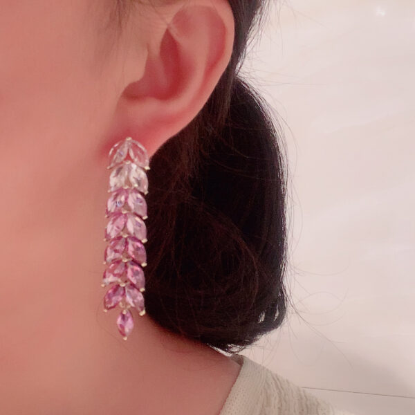 Long Transparent Purple Gradient Ear Earrings - Image 2