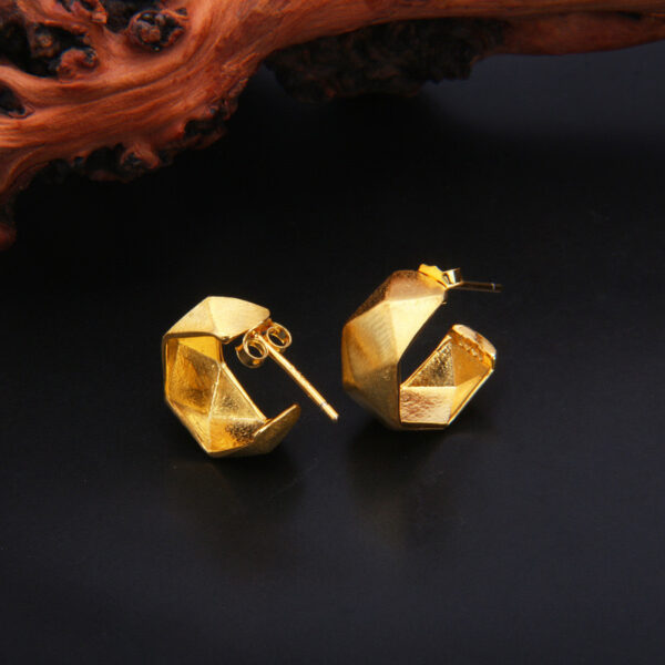 Silver Needle French Retro Stud Earrings - Image 5